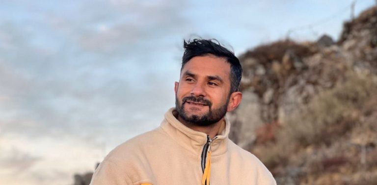 राजावादी प्रदर्शनकारीले गरे पत्रकारमाथी  कुटपिट