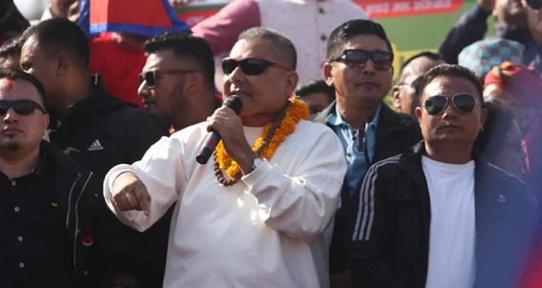 दुर्गा प्रसाईं र उनका अंगरक्षक दीपक खड्कालाई भद्रपुरबाट नियन्त्रणमा लिइयो