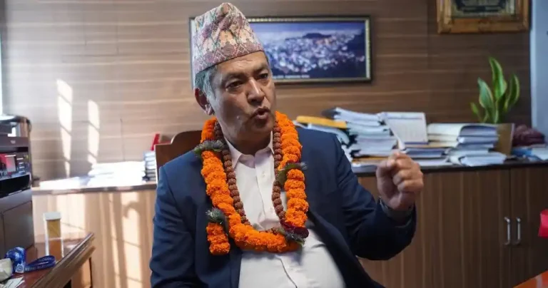 विद्युत प्राधिकरणमा हाजिर भए शाक्य, भने- अब सरकारसँग मिलेरै काम गर्छु