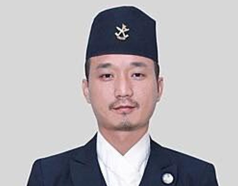 “चौतर्फी दबाबपछि गृहमन्त्री सुधन गुरुङको राजीनामा, नैतिकताको आधारमा पद छाडेको घोषणा”